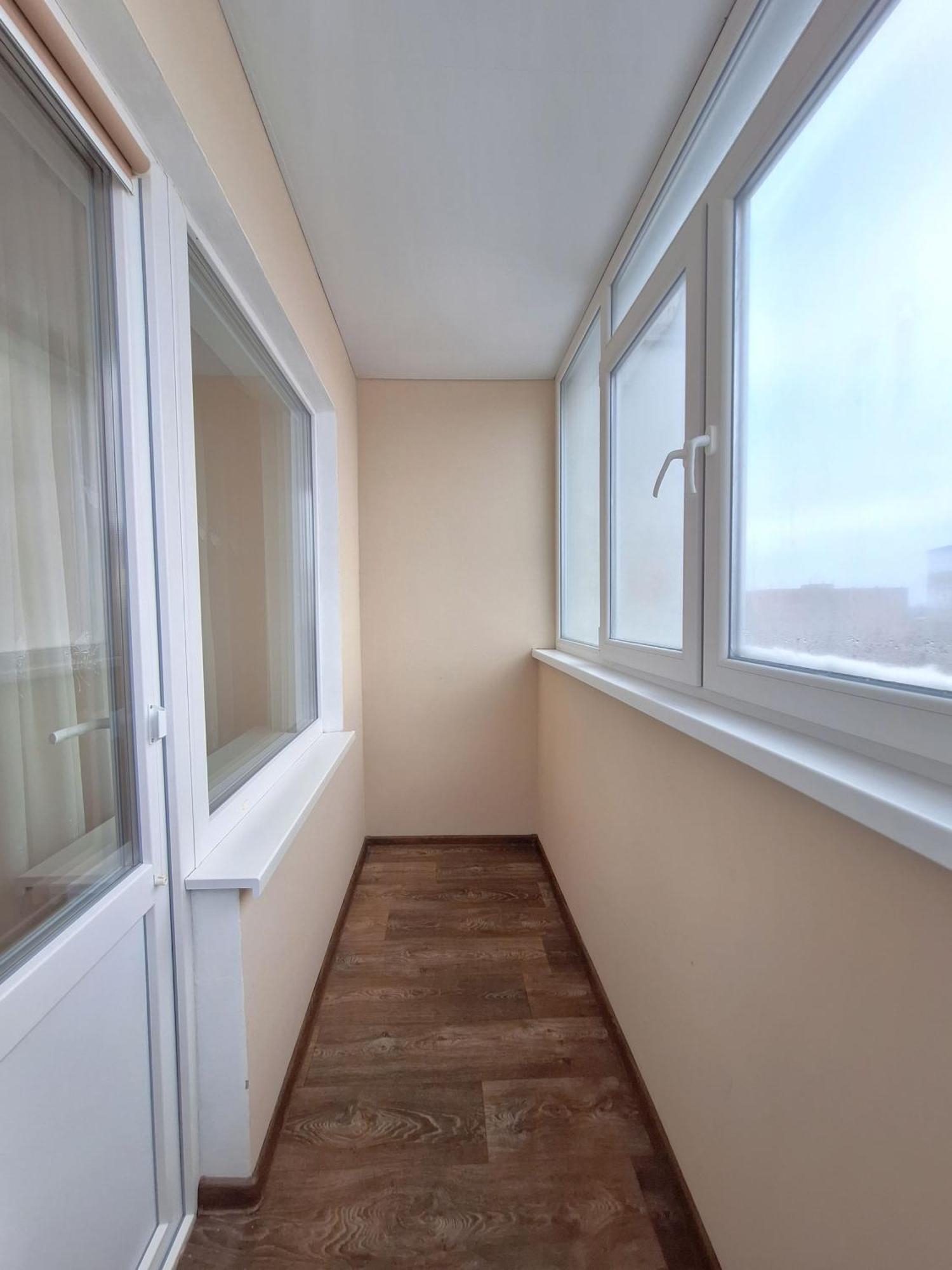 4 Ліжка З Балконом Документи Для Відряджень Мережа Alex Apartments Безконтатне Заселення 24-7 Poltava Kültér fotó