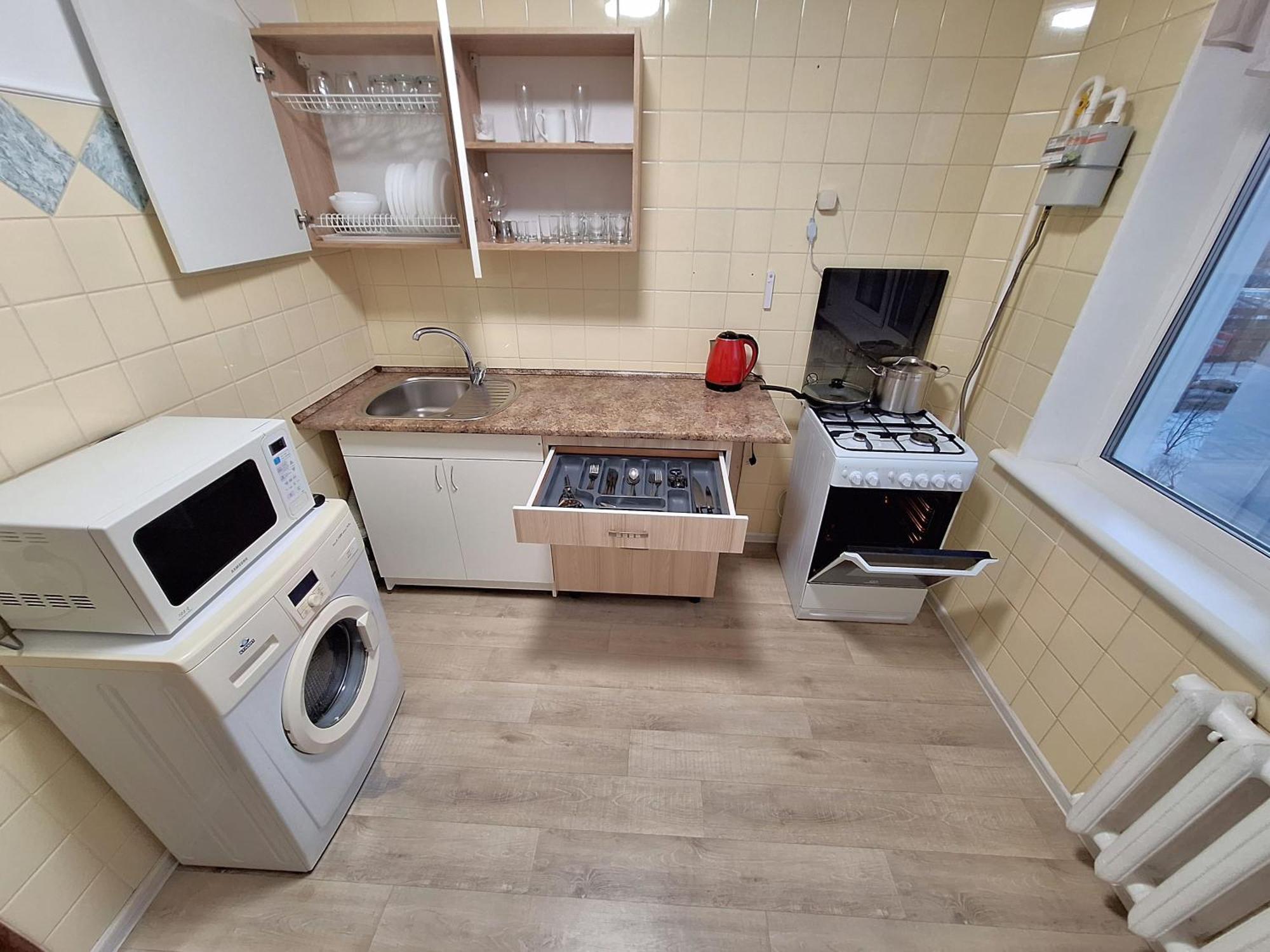 4 Ліжка З Балконом Документи Для Відряджень Мережа Alex Apartments Безконтатне Заселення 24-7 Poltava Kültér fotó