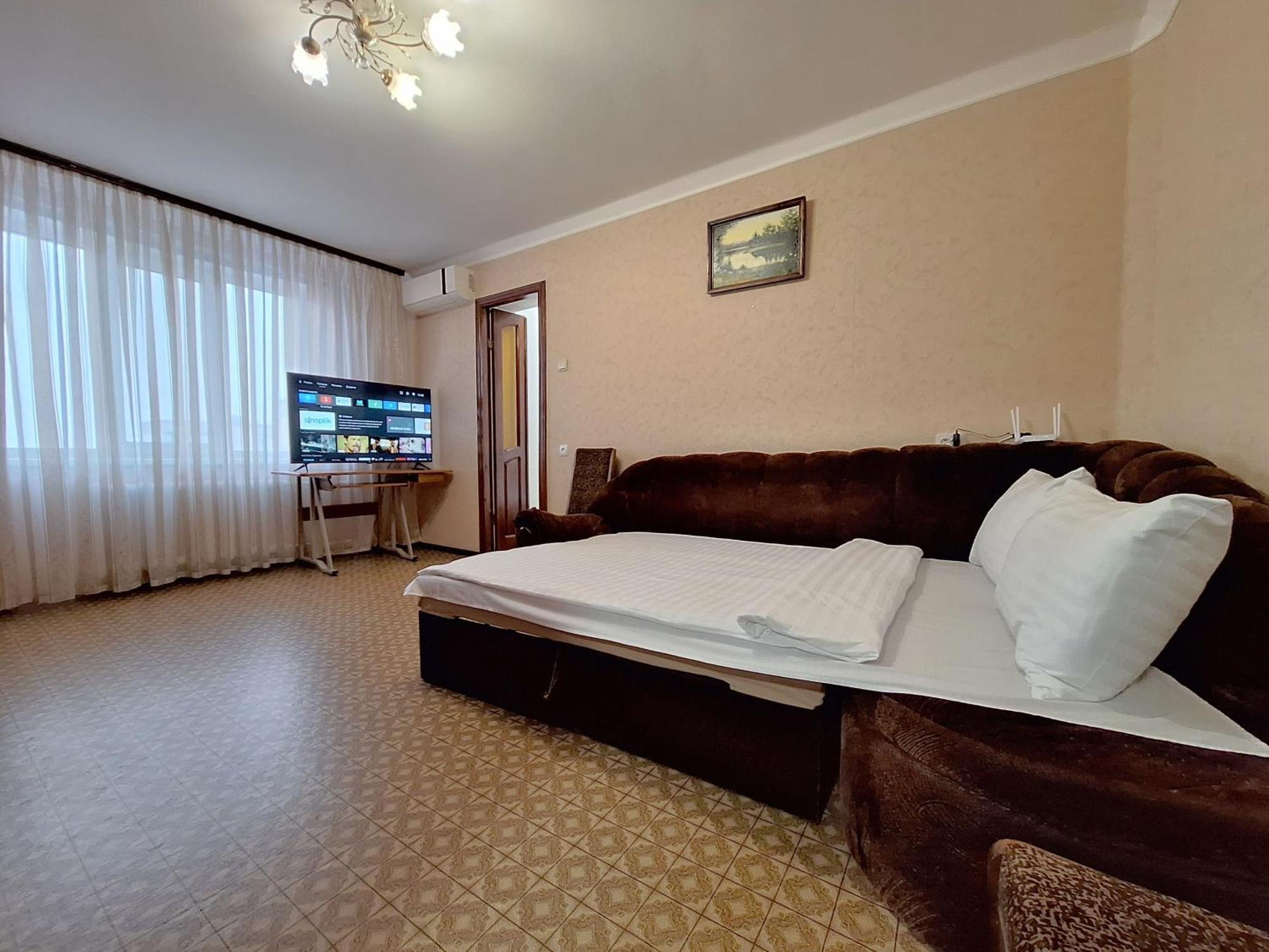 4 Ліжка З Балконом Документи Для Відряджень Мережа Alex Apartments Безконтатне Заселення 24-7 Poltava Kültér fotó