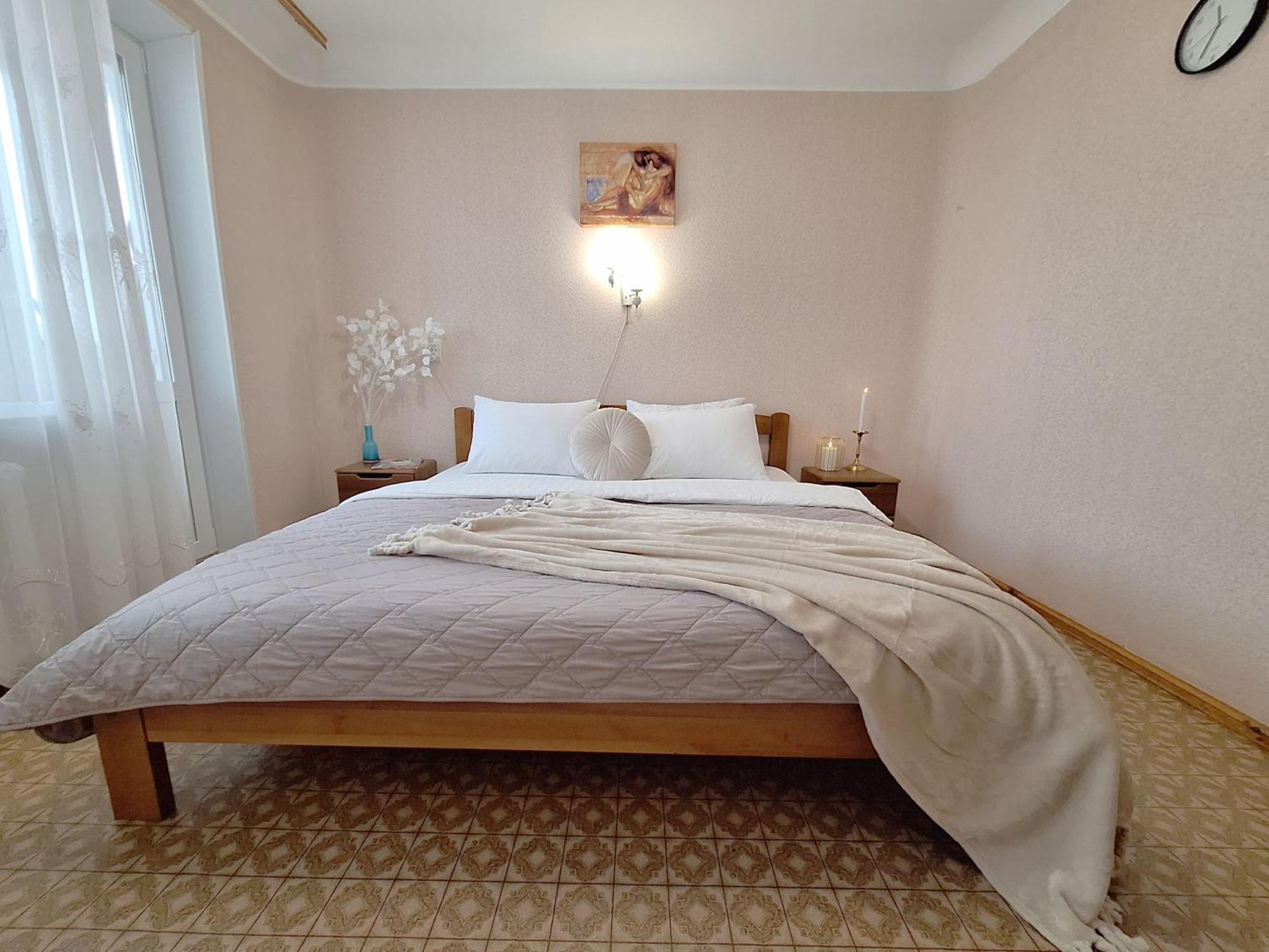 4 Ліжка З Балконом Документи Для Відряджень Мережа Alex Apartments Безконтатне Заселення 24-7 Poltava Kültér fotó
